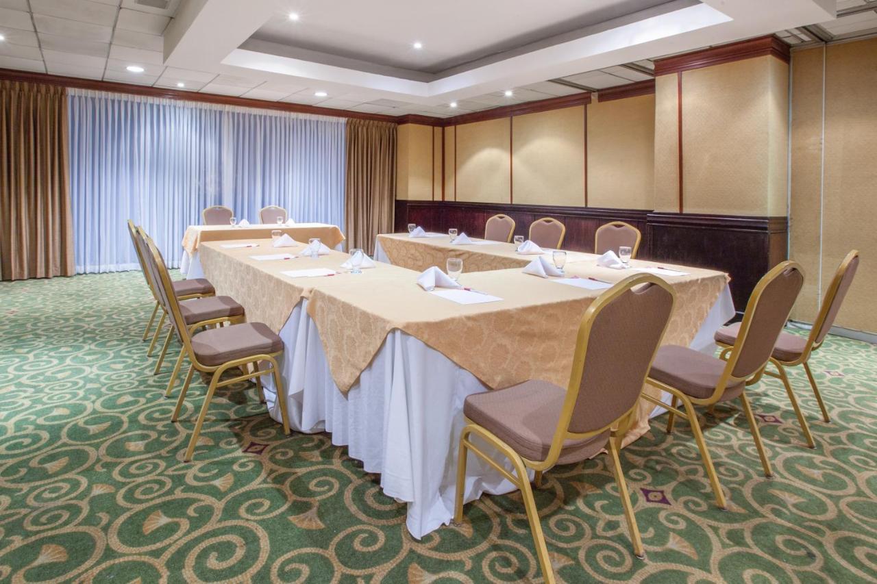 Crowne Plaza San Pedro Sula Hotel Luaran gambar